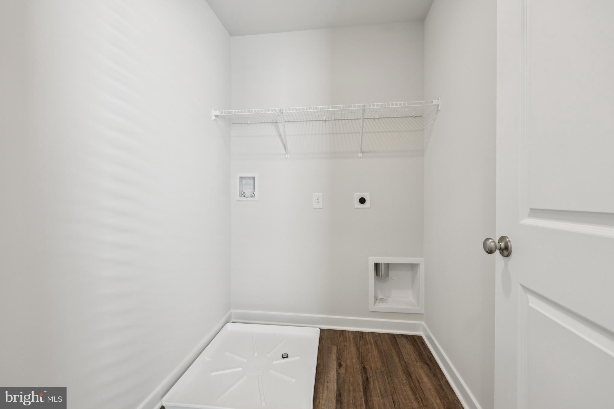 RIVERPOINTE - Residential