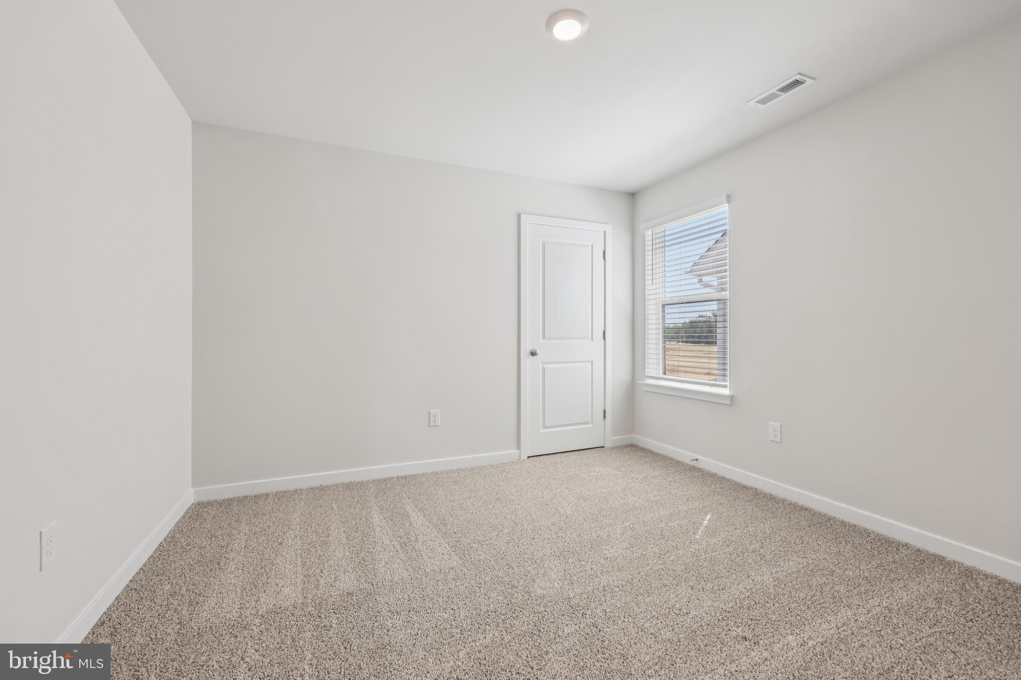 RIVERPOINTE - Residential