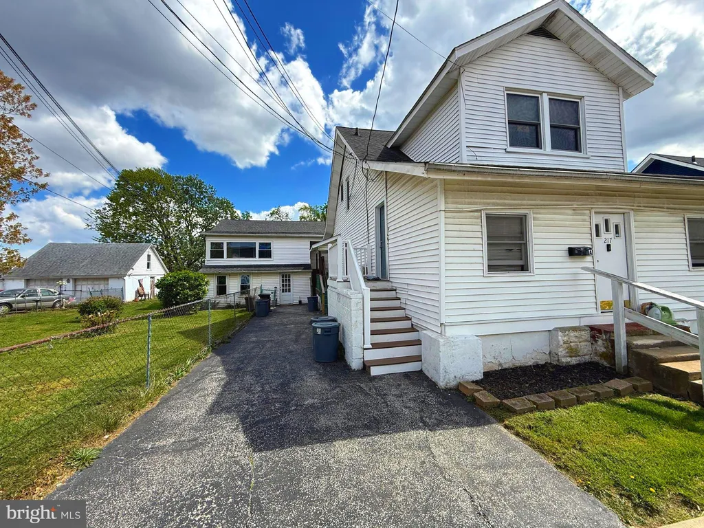 Additional image 6 of 217 White Ave, Linwood, PA 19061