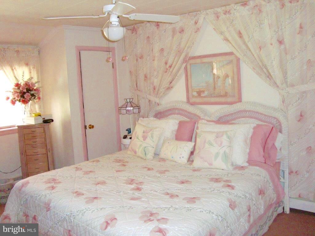 FOREST GREENS - Residential