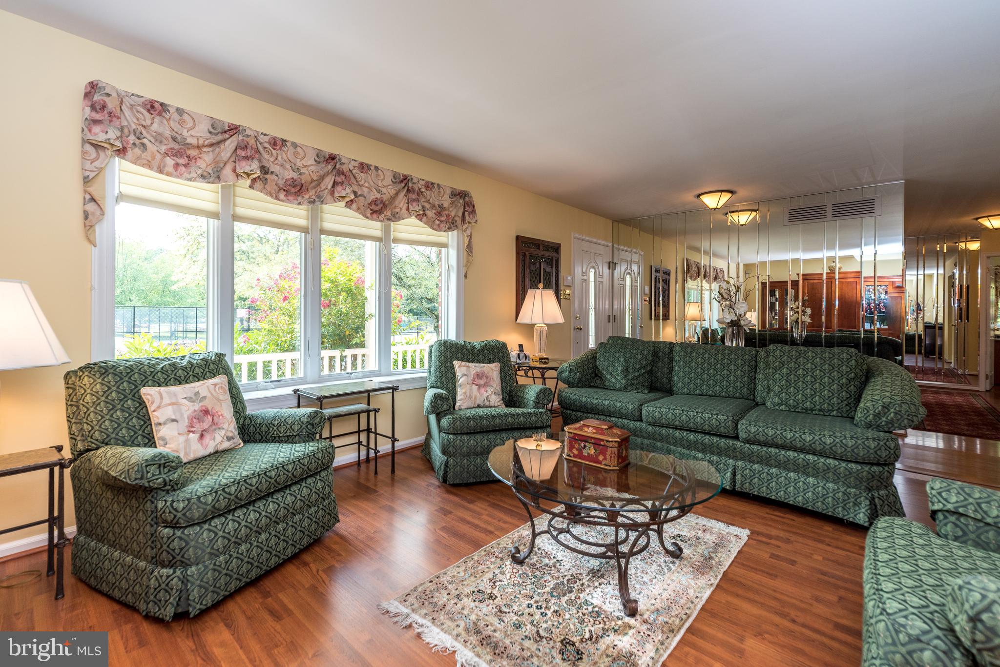 WARRINGTON VIL - Residential