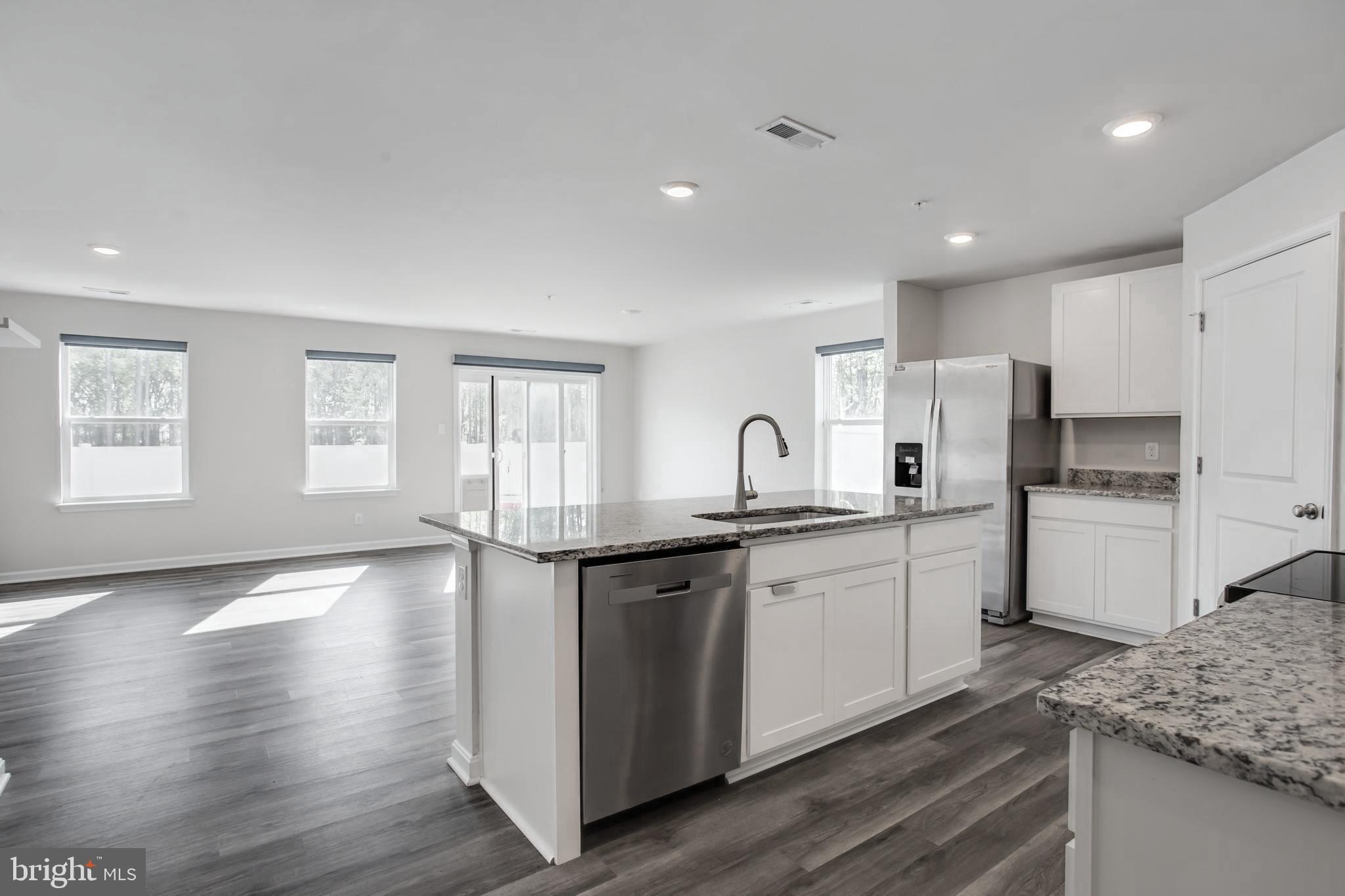 PINEGROVE - Residential