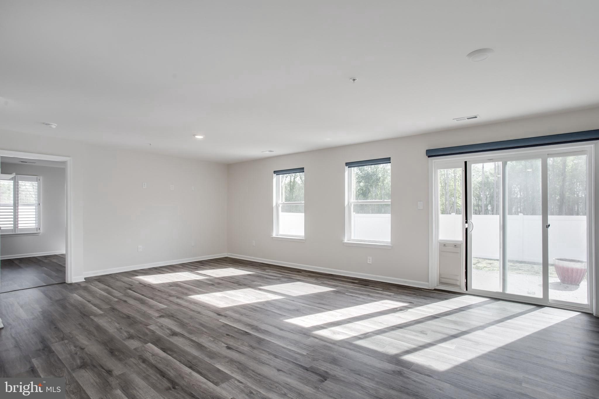 PINEGROVE - Residential