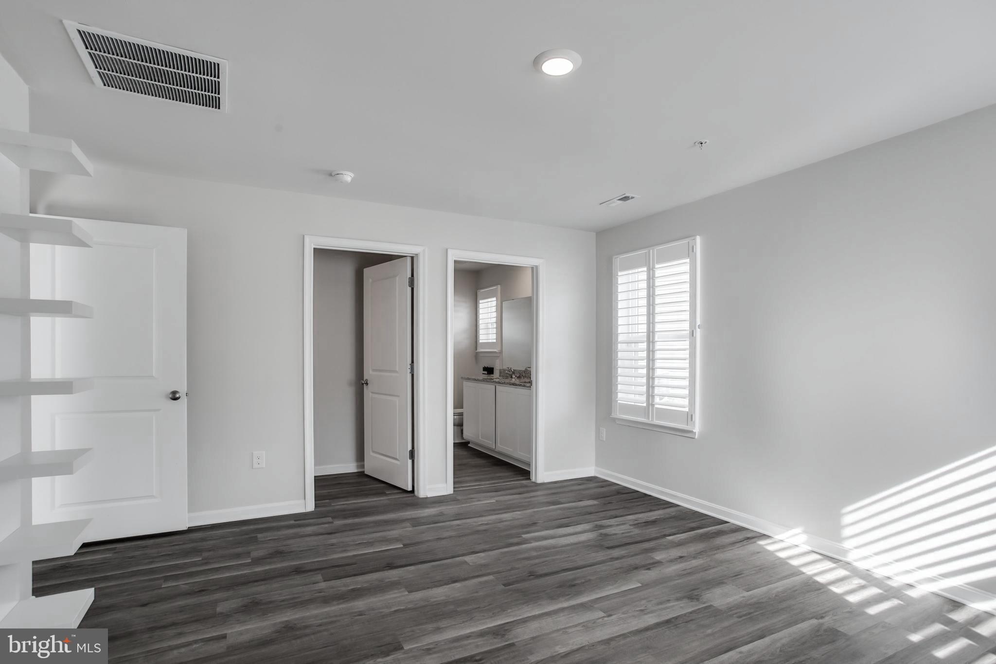 PINEGROVE - Residential