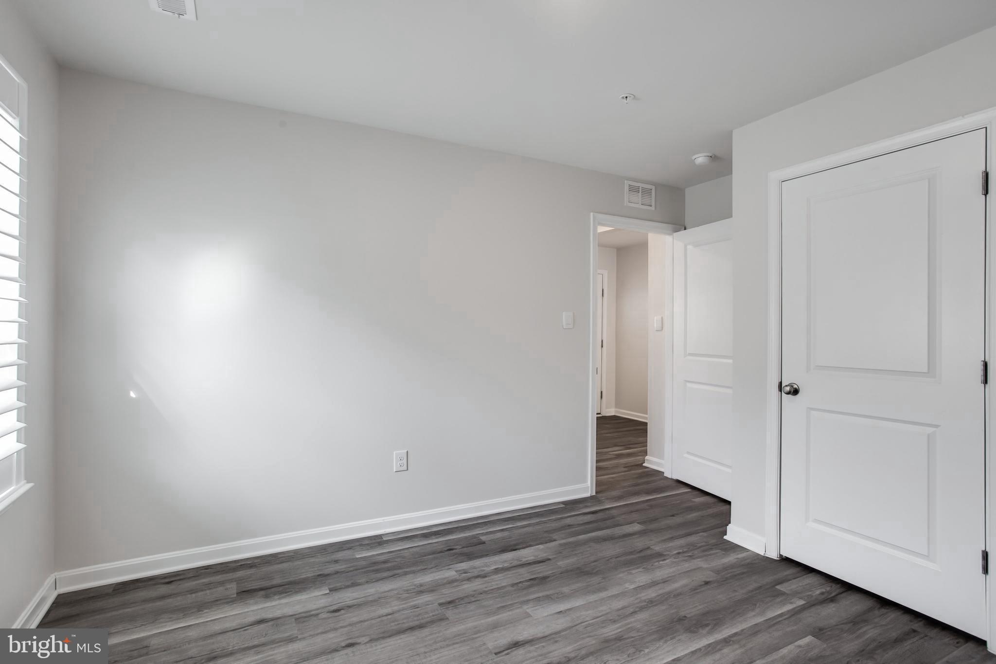 PINEGROVE - Residential