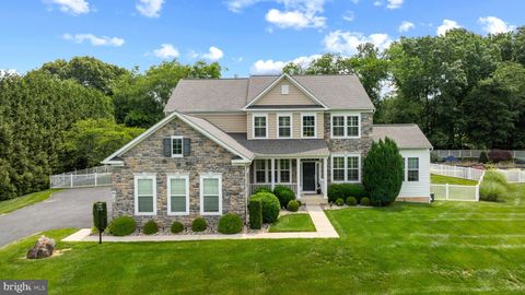 Homes For Sale - 817 Tall Grass Road<br/> Carroll County, WESTMINSTER, MD 21157