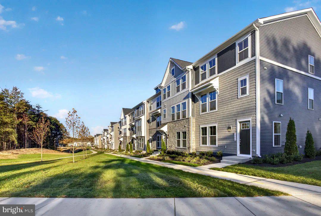 9504 BLUE ASH ALLEY