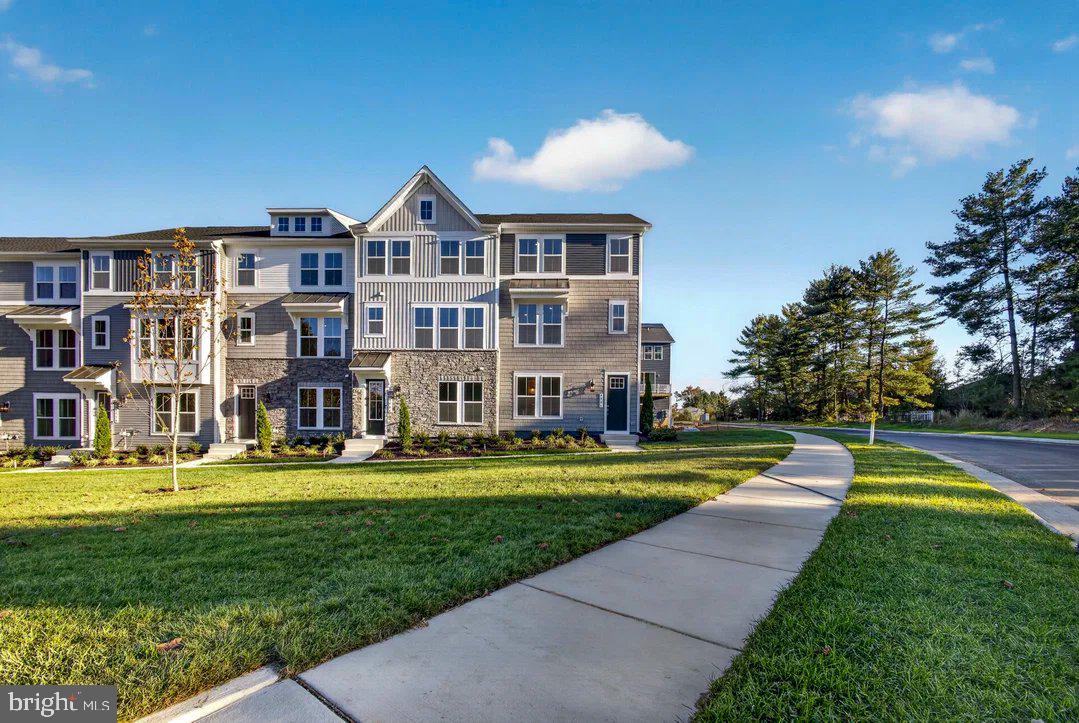 9504 BLUE ASH ALLEY