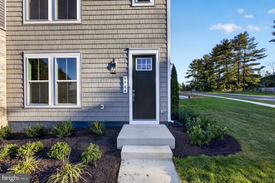 9504 BLUE ASH ALLEY