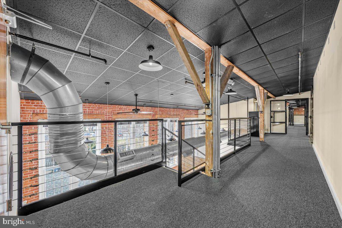 GLASS FACTORY - Commercial Sale