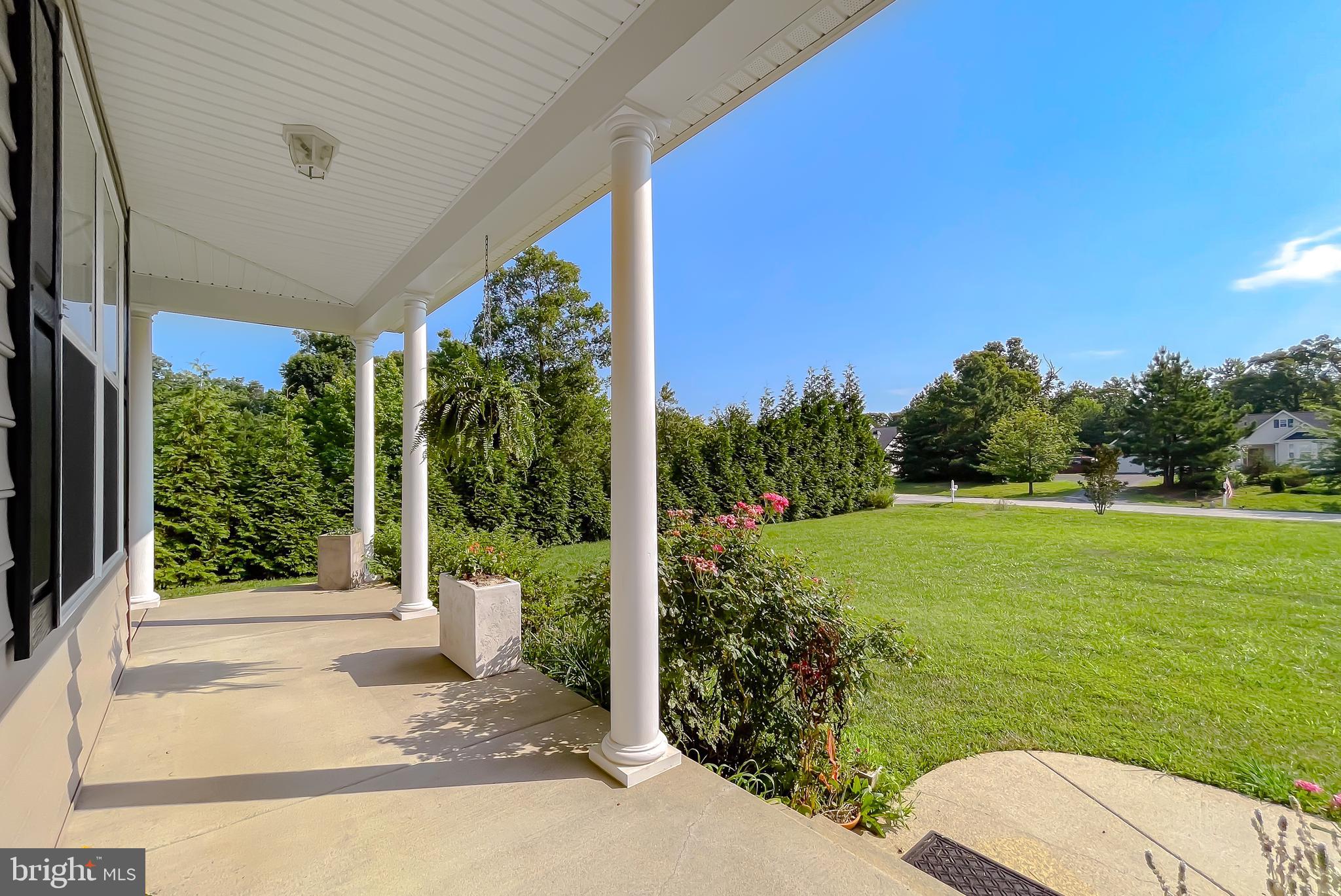 18439 HERITAGE COURT
