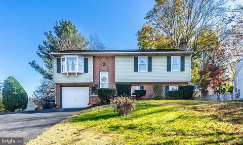 Photo of 3821 Hillcrest Drive, Columbia, PA 17512 (MLS # PALA2058280)