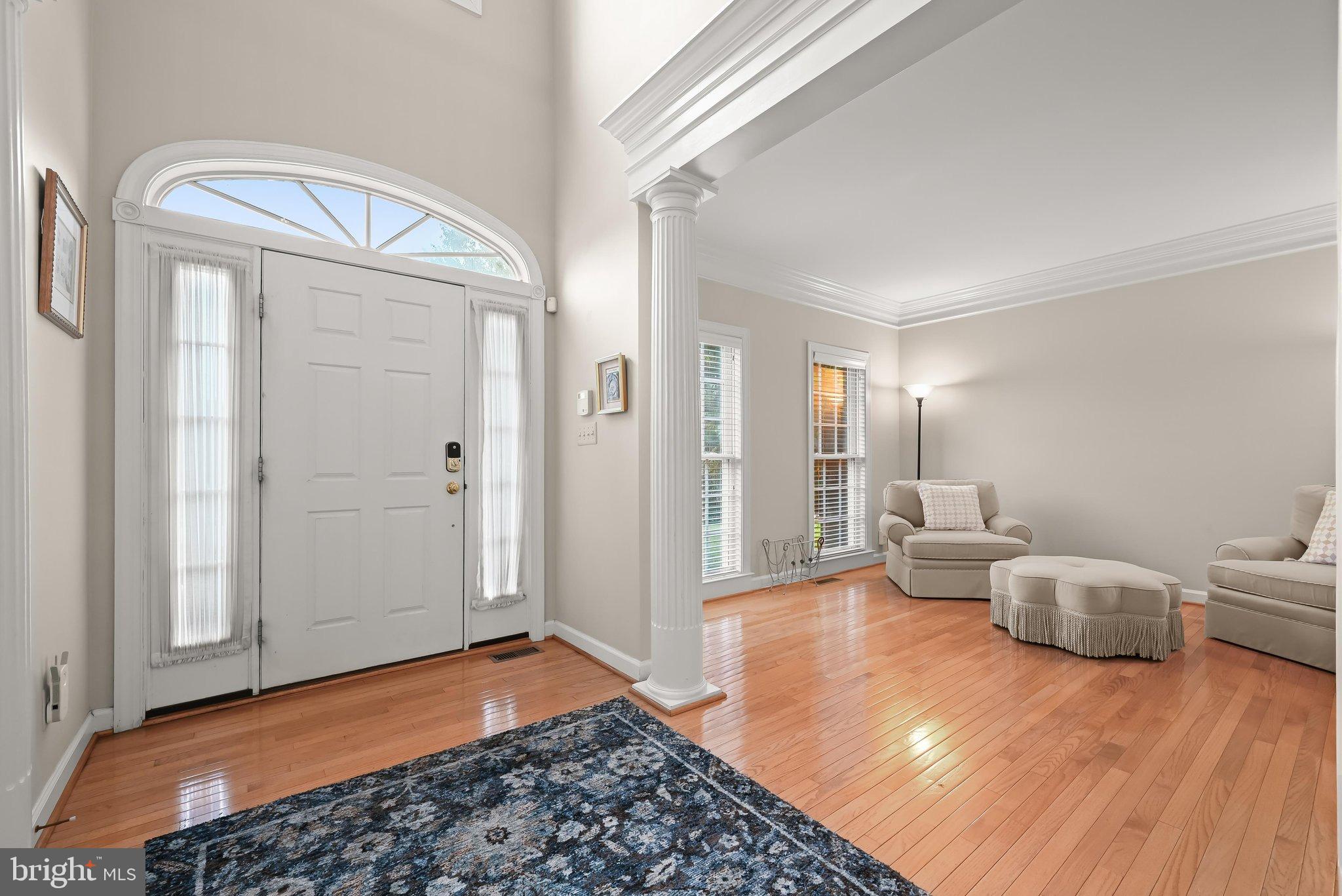 822 QUEENS PARK DRIVE