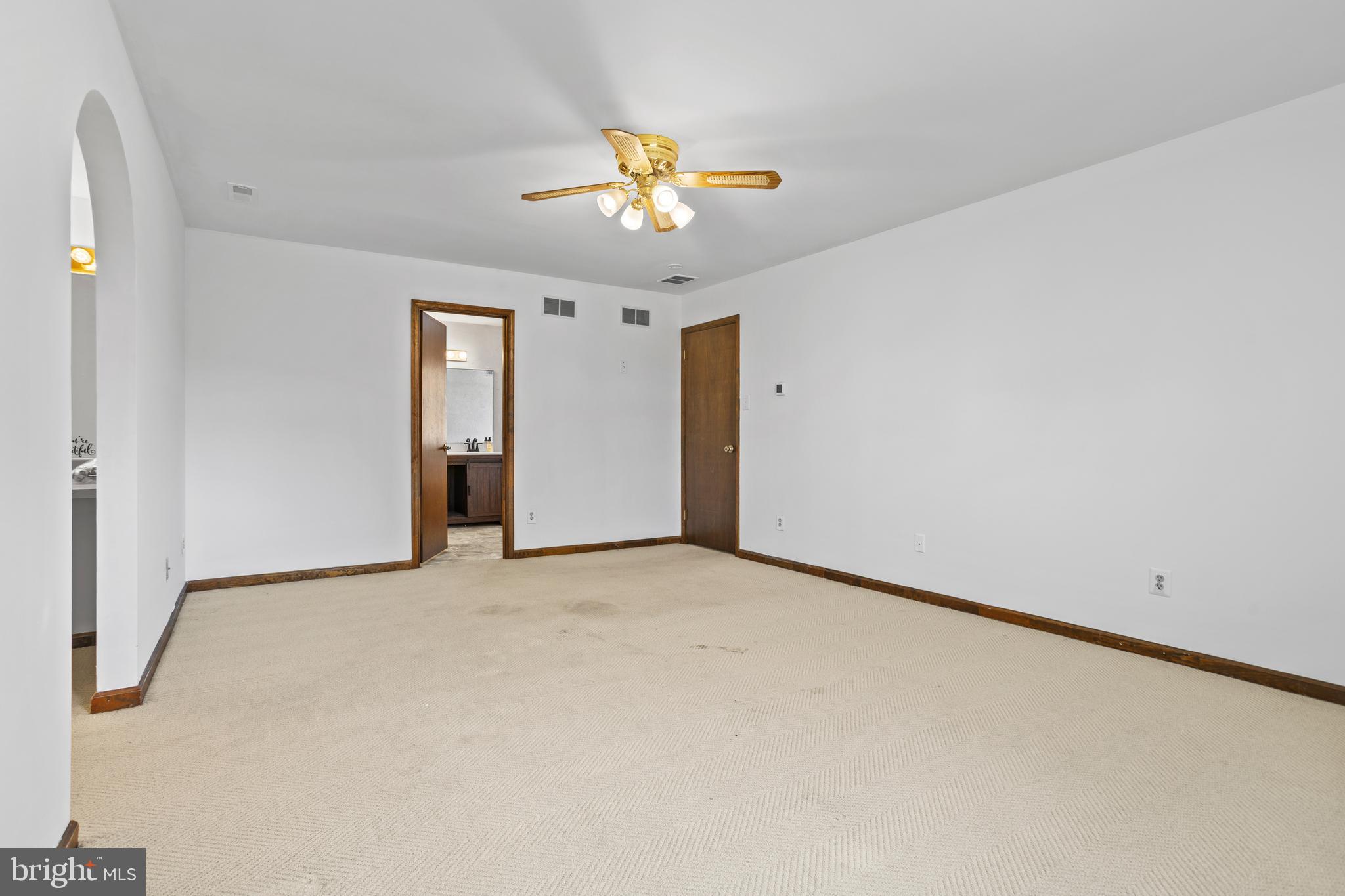 SWEETWATER FARMS - Residential