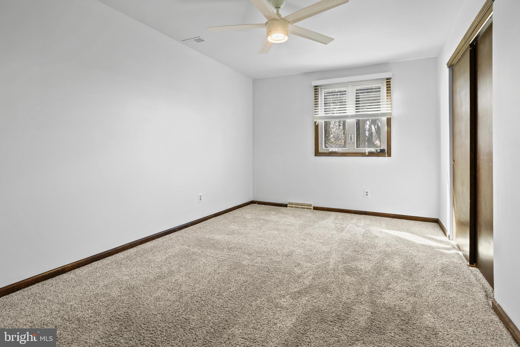 SWEETWATER FARMS - Residential