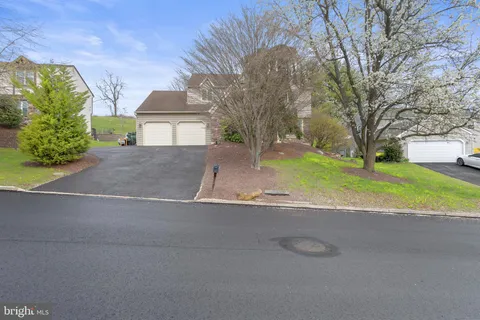 MLS: PABU2092986