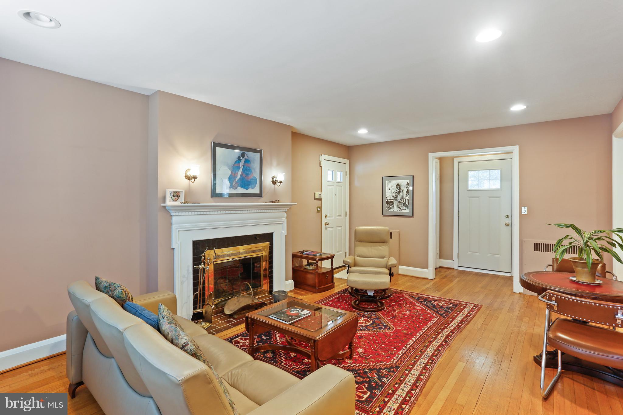 307 UNDERWOOD COURT