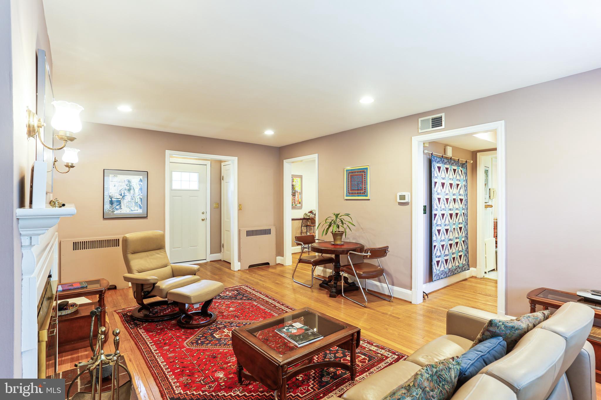307 UNDERWOOD COURT