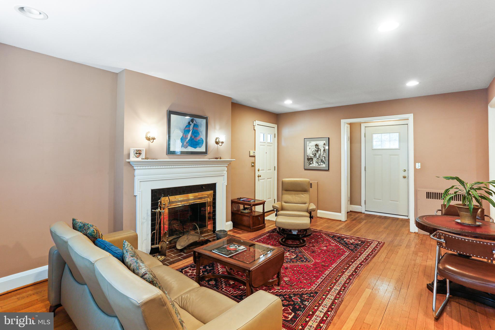307 UNDERWOOD COURT