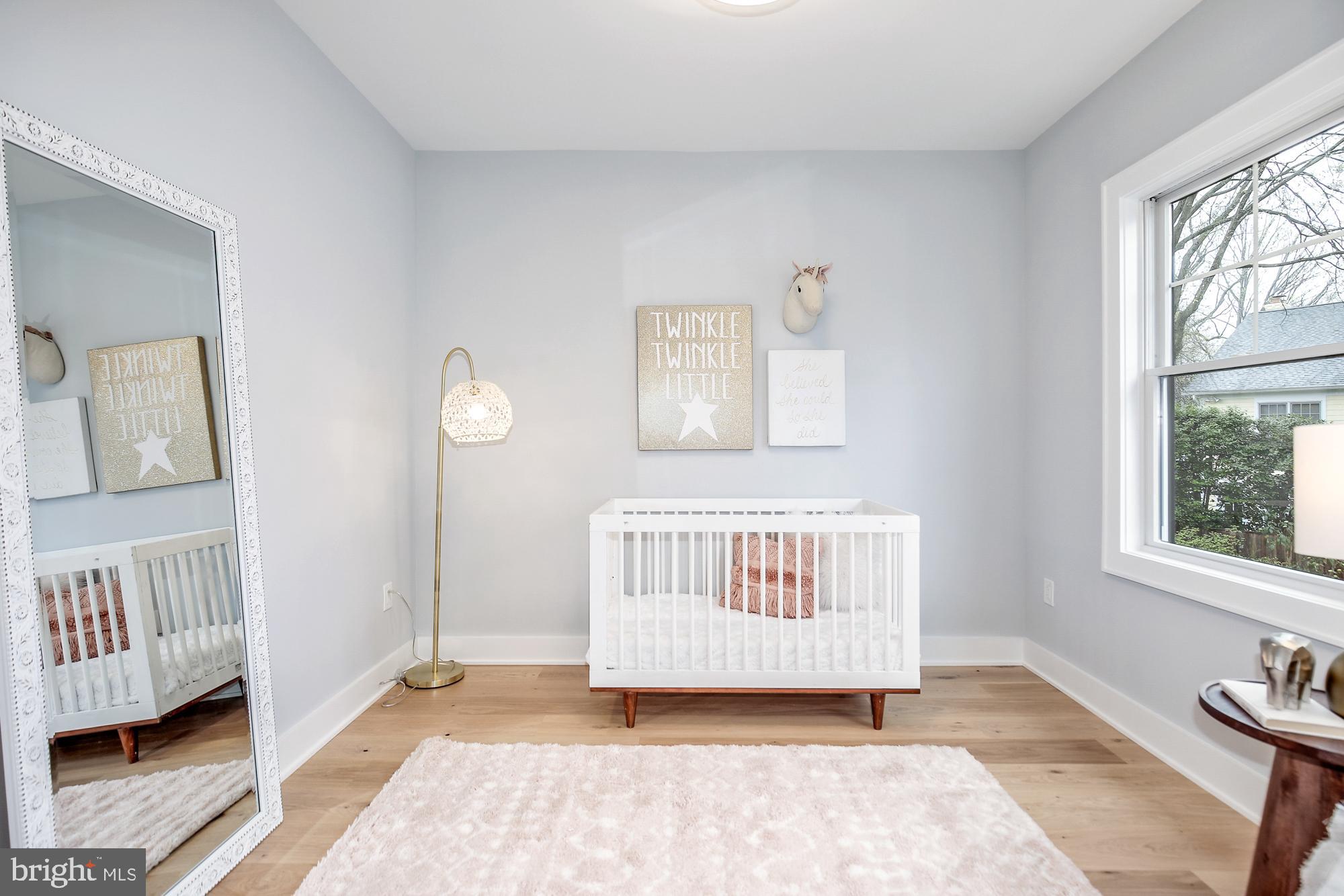 GREENWICH FOREST - Residential