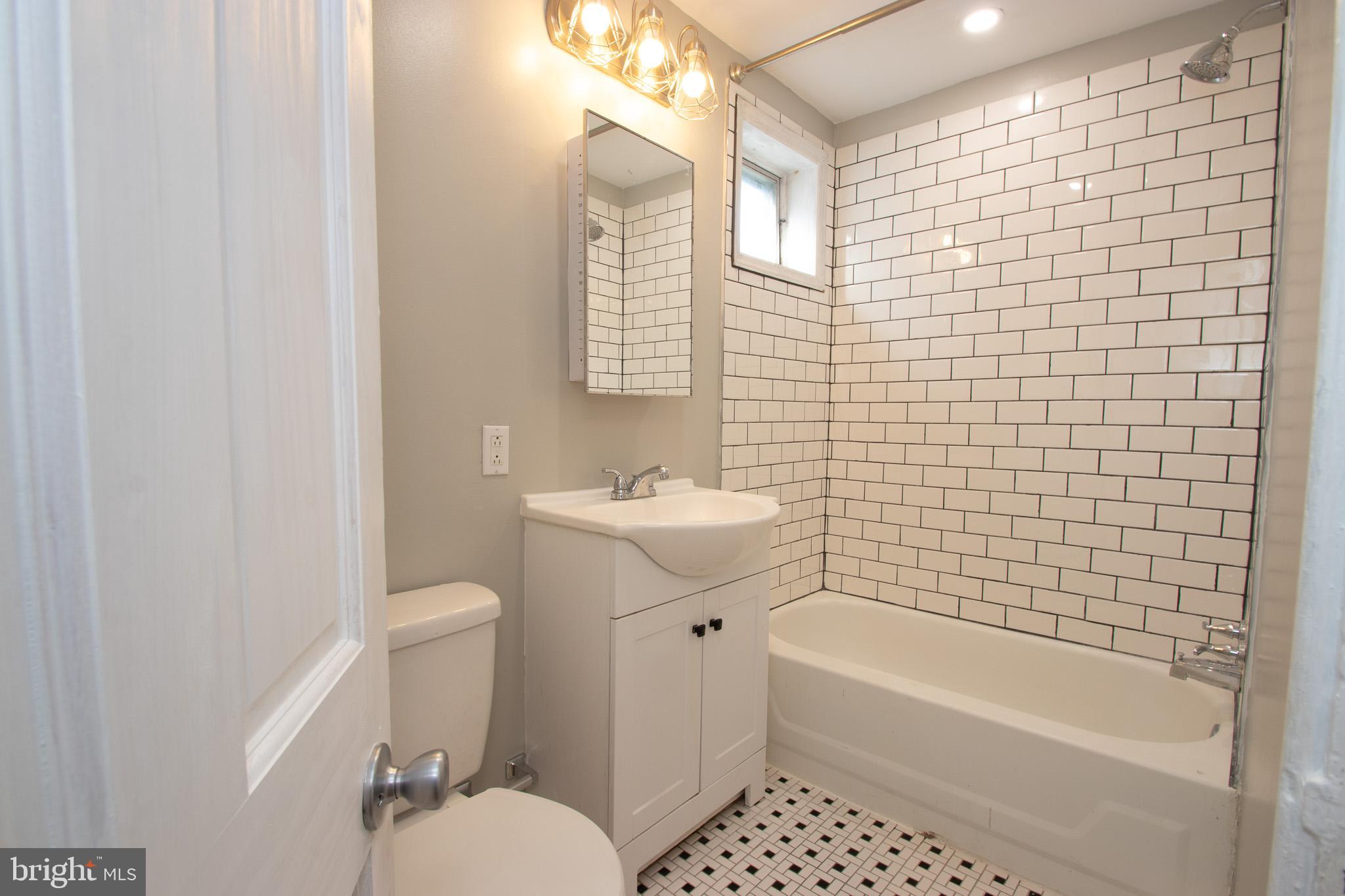 PORT RICHMOND - Residential