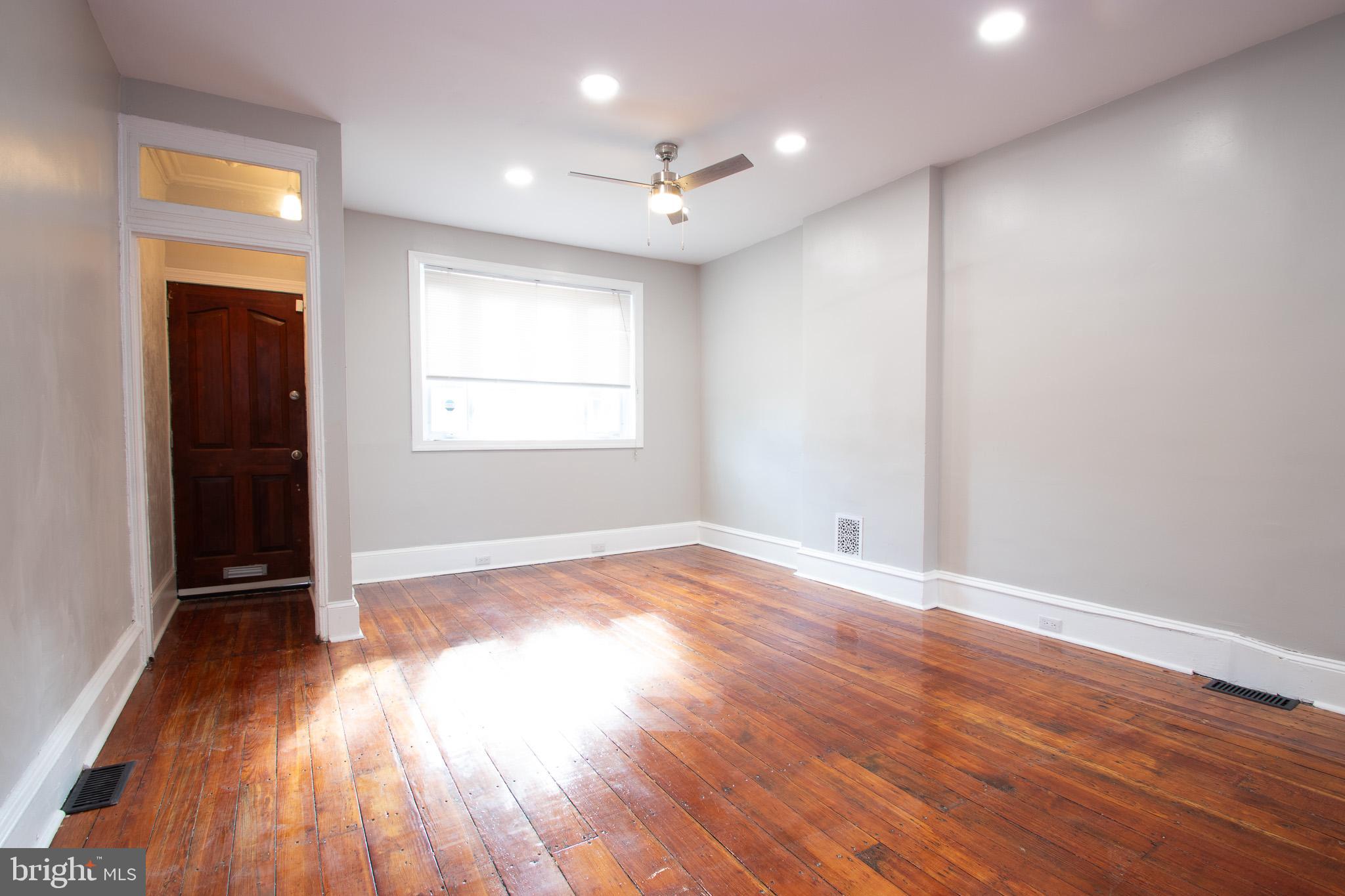 PORT RICHMOND - Residential