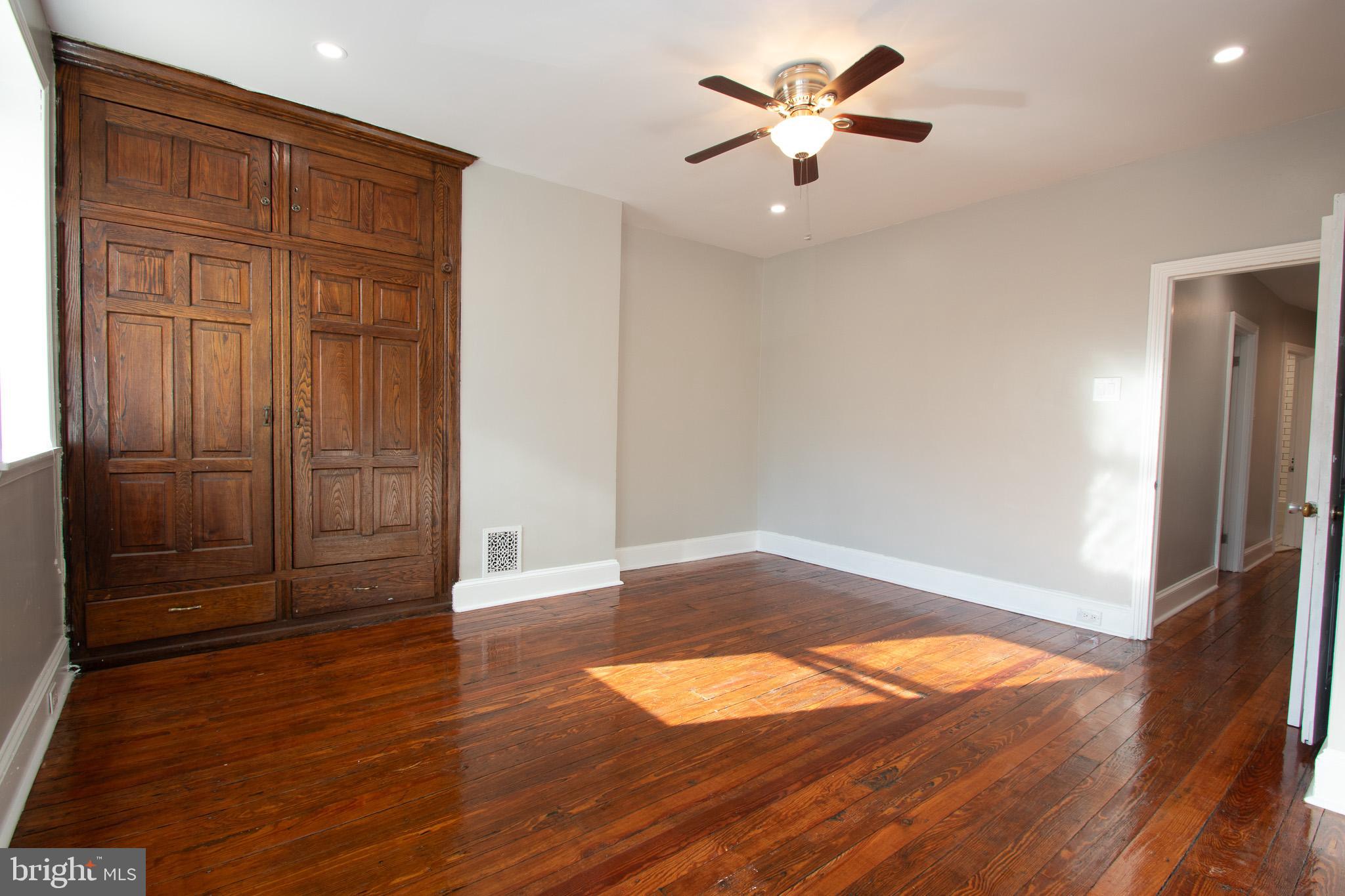 PORT RICHMOND - Residential