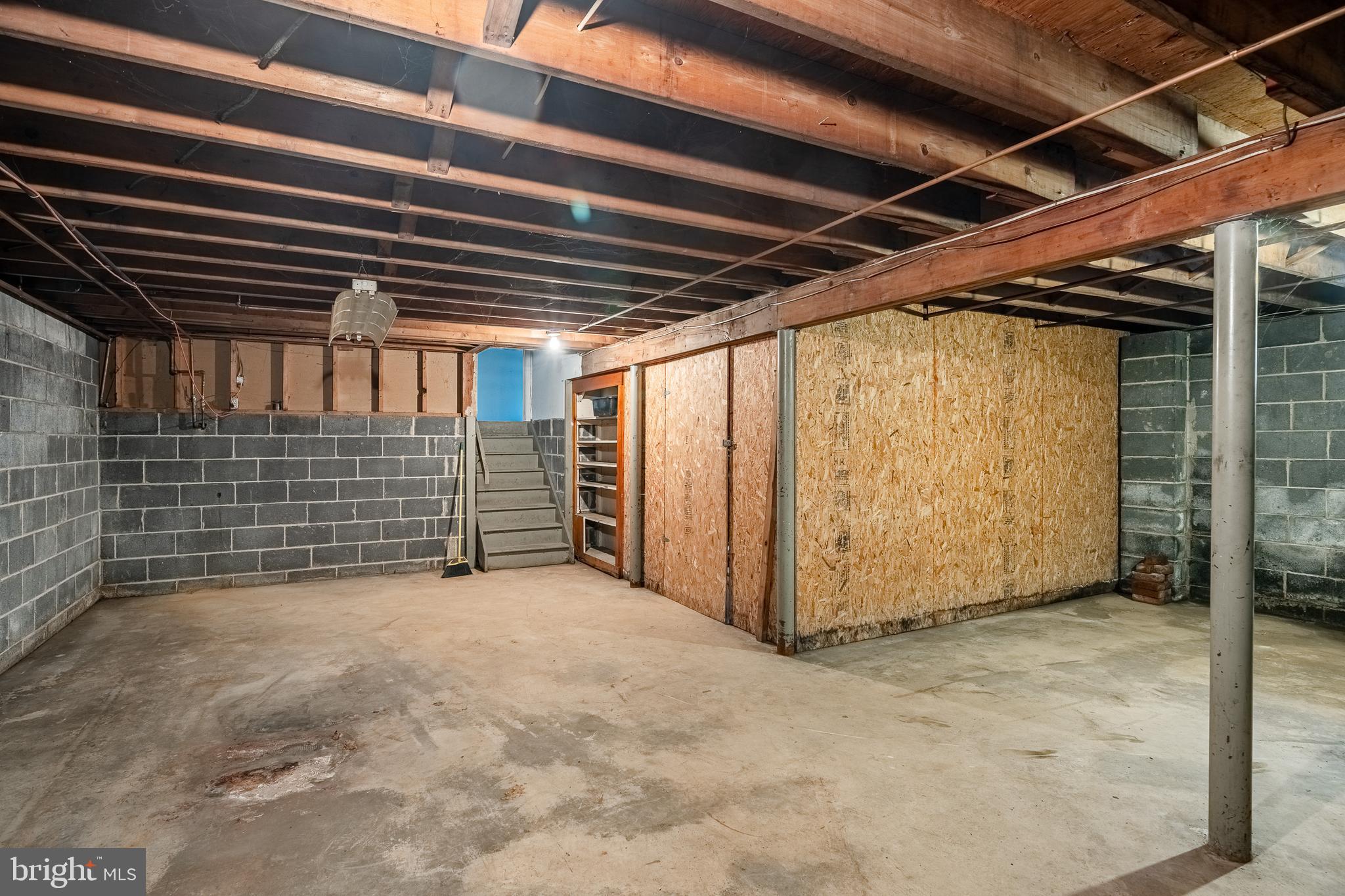 WOODS OF PEBBLE HI - Residential