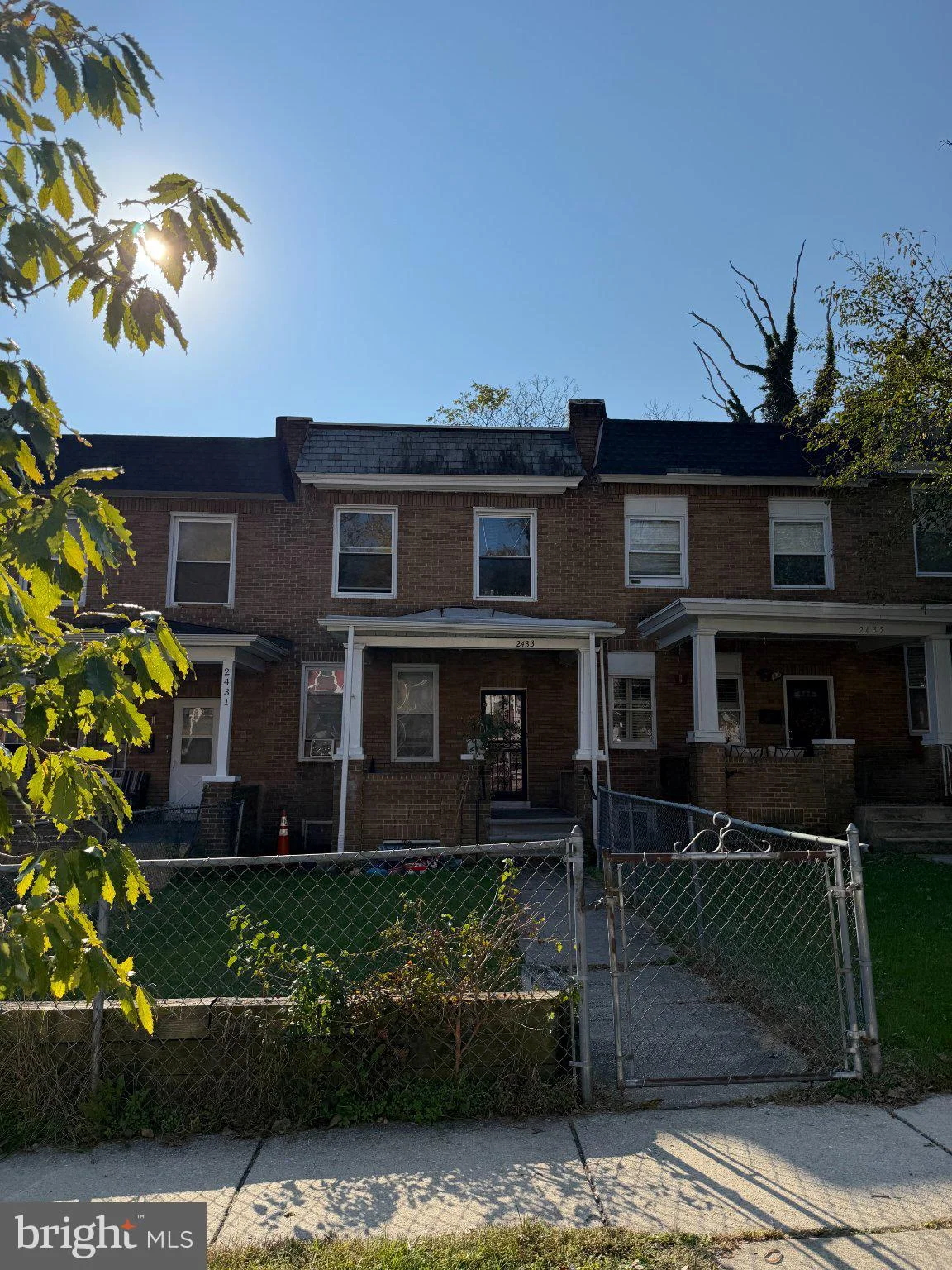 2433 Shirley Avenue