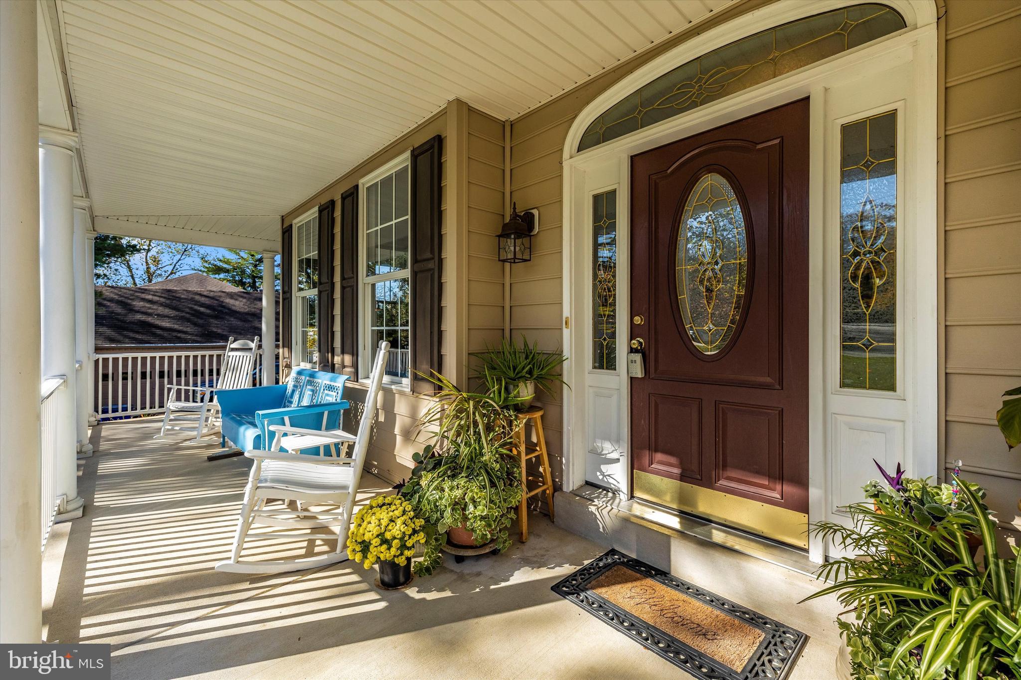 ROUND HILL - Residential