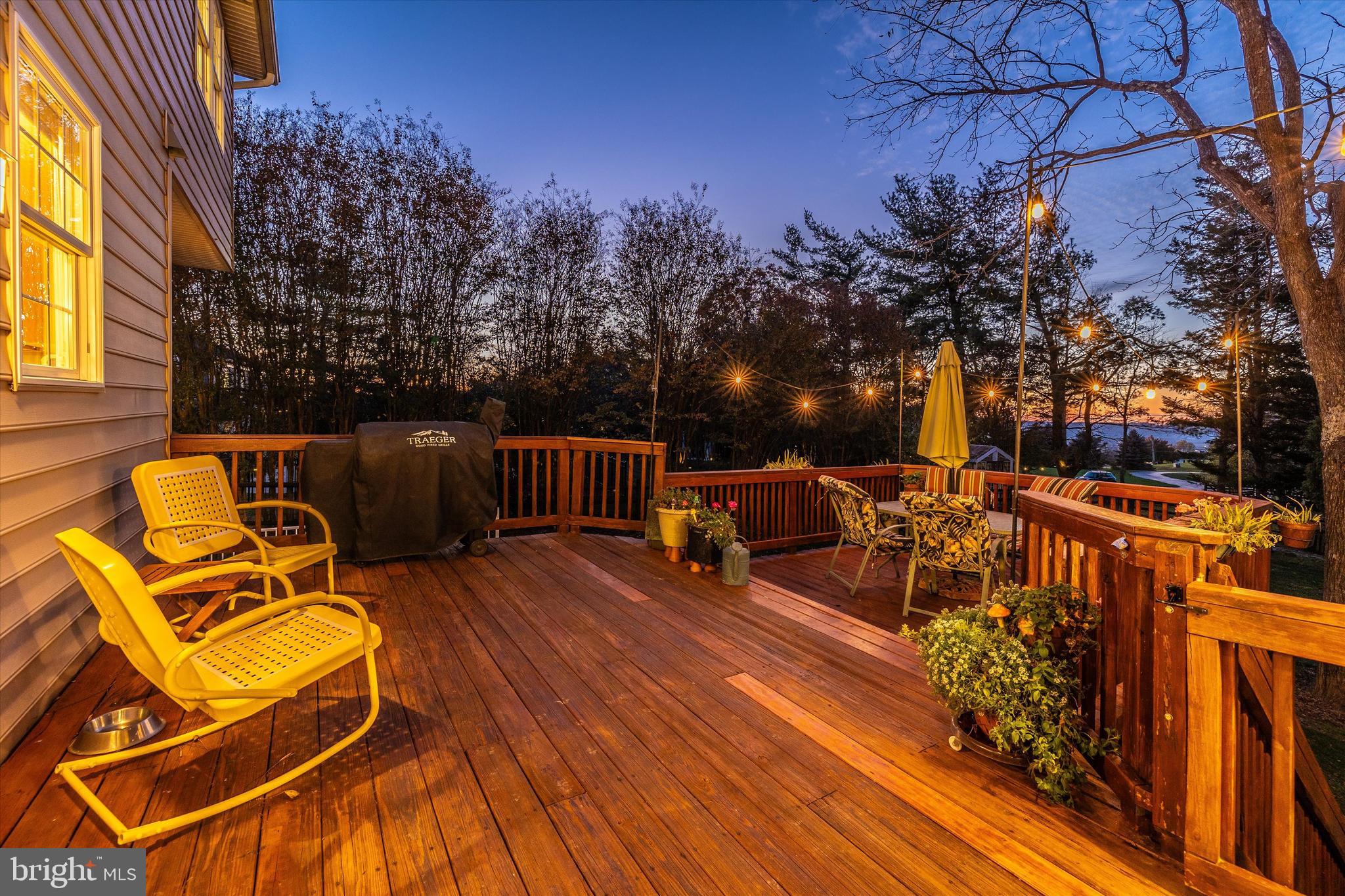 ROUND HILL - Residential