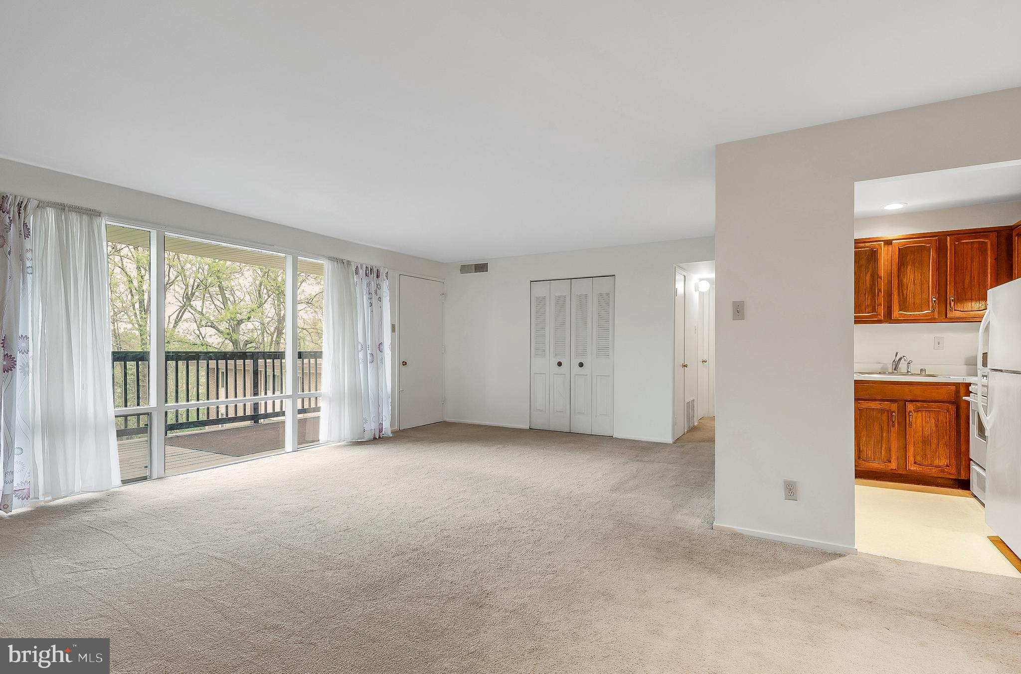 WOODMONT SPRINGS - Residential