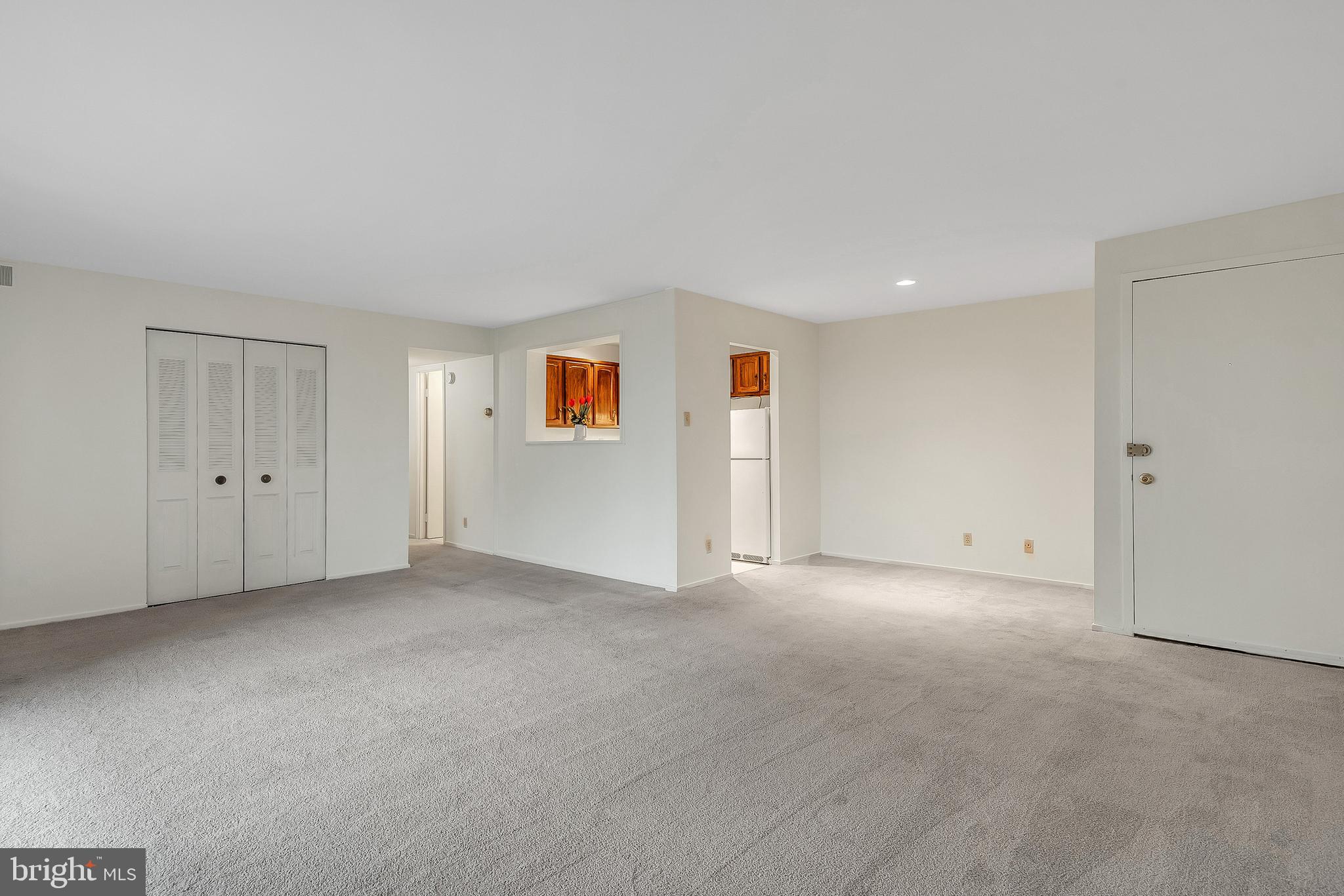 WOODMONT SPRINGS - Residential