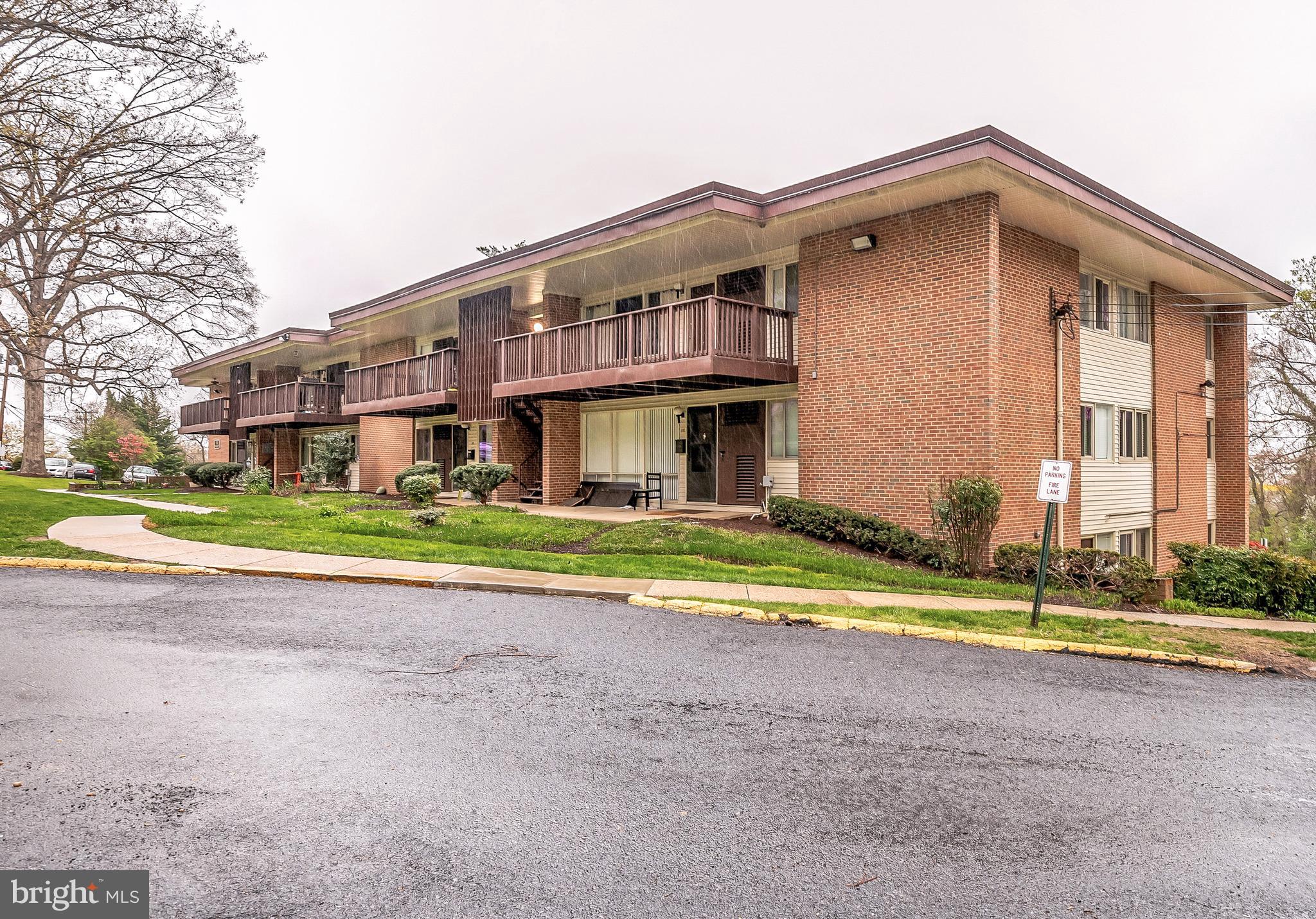 WOODMONT SPRINGS - Residential