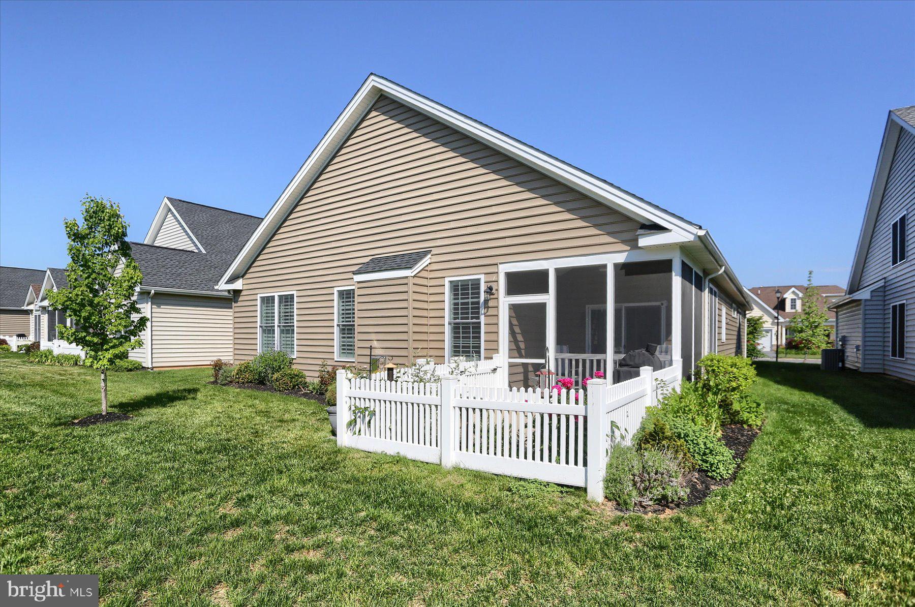 TRADITIONS OF AMERICA AT SILVER SPRING - Residential