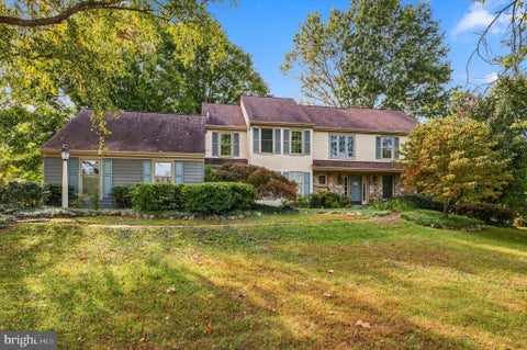 Photo of 10 Manor Lane, PHOENIXVILLE, PA 19460 (MLS # PACT2135098)
