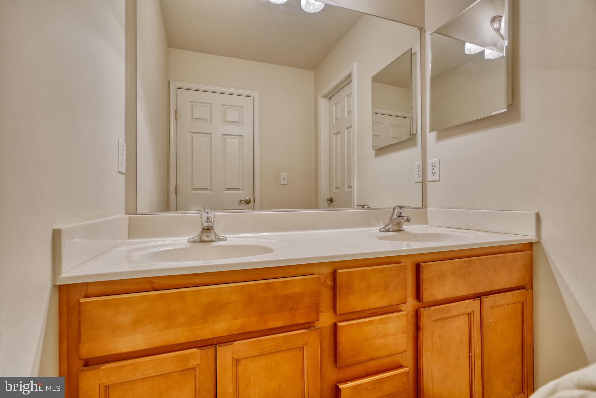 FOUNTAIN GREEN MEADOWS - Residential