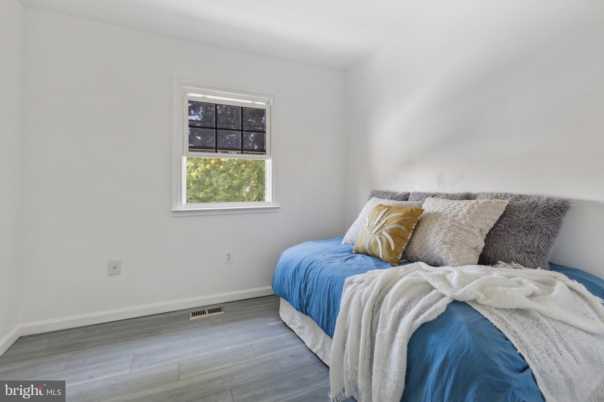 WILLIAMSTOWN - Residential