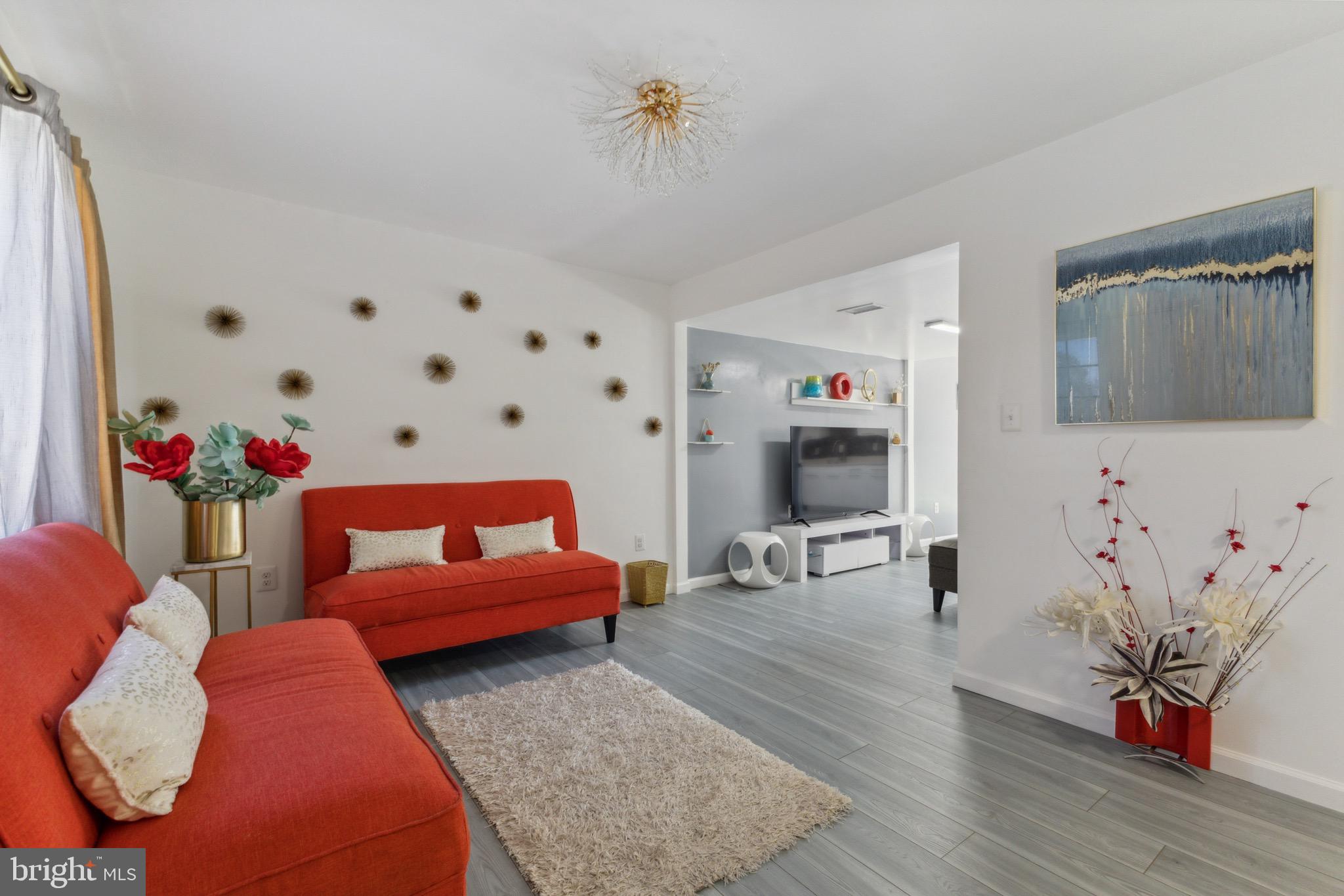 WILLIAMSTOWN - Residential