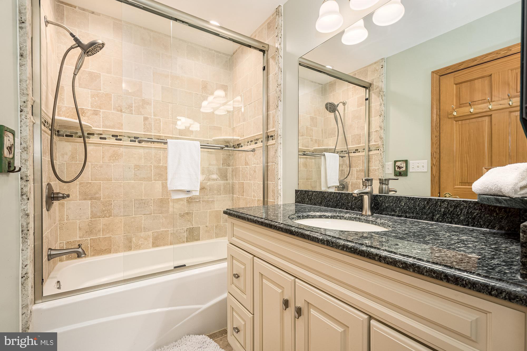 PARADISE GARDENS - Residential