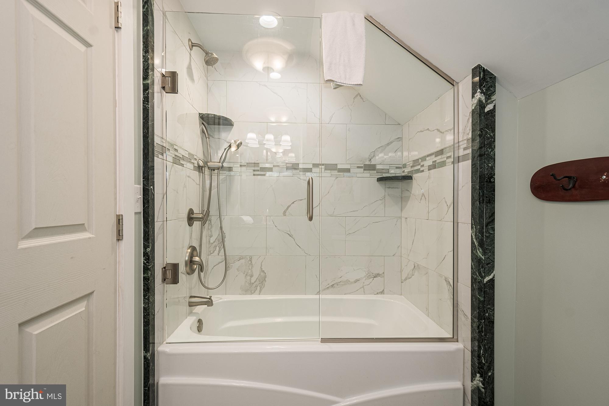 PARADISE GARDENS - Residential