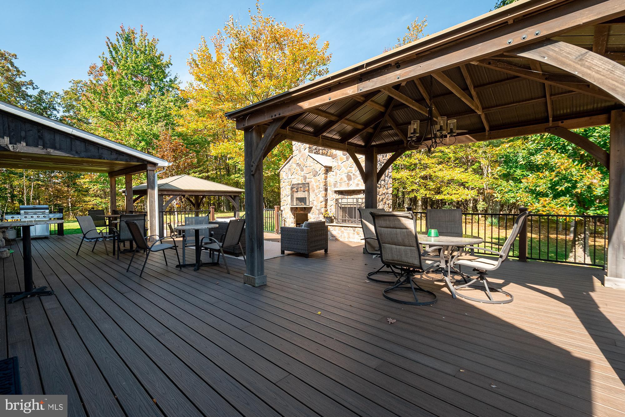 PARADISE GARDENS - Residential