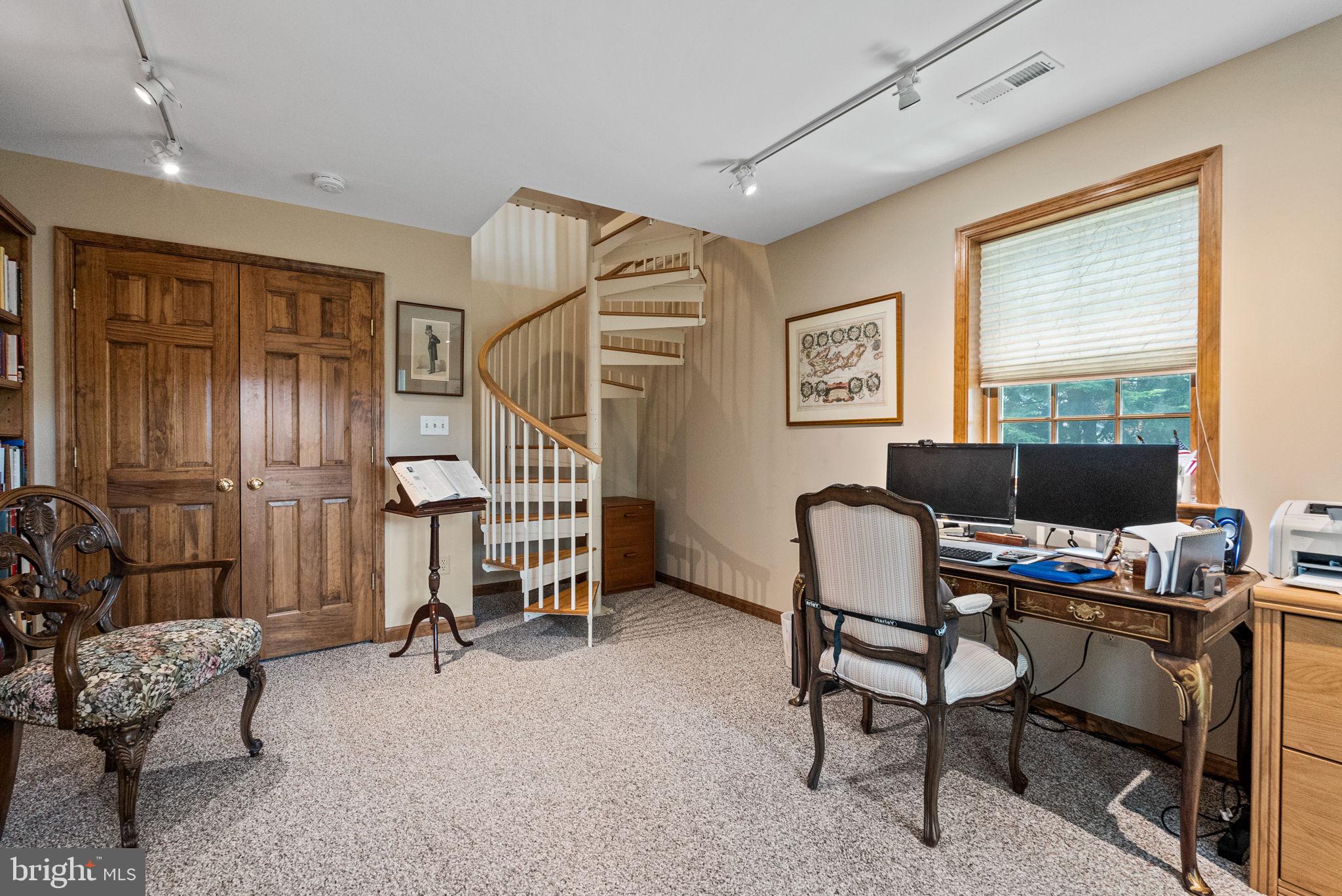 MALVERN HILL - Residential