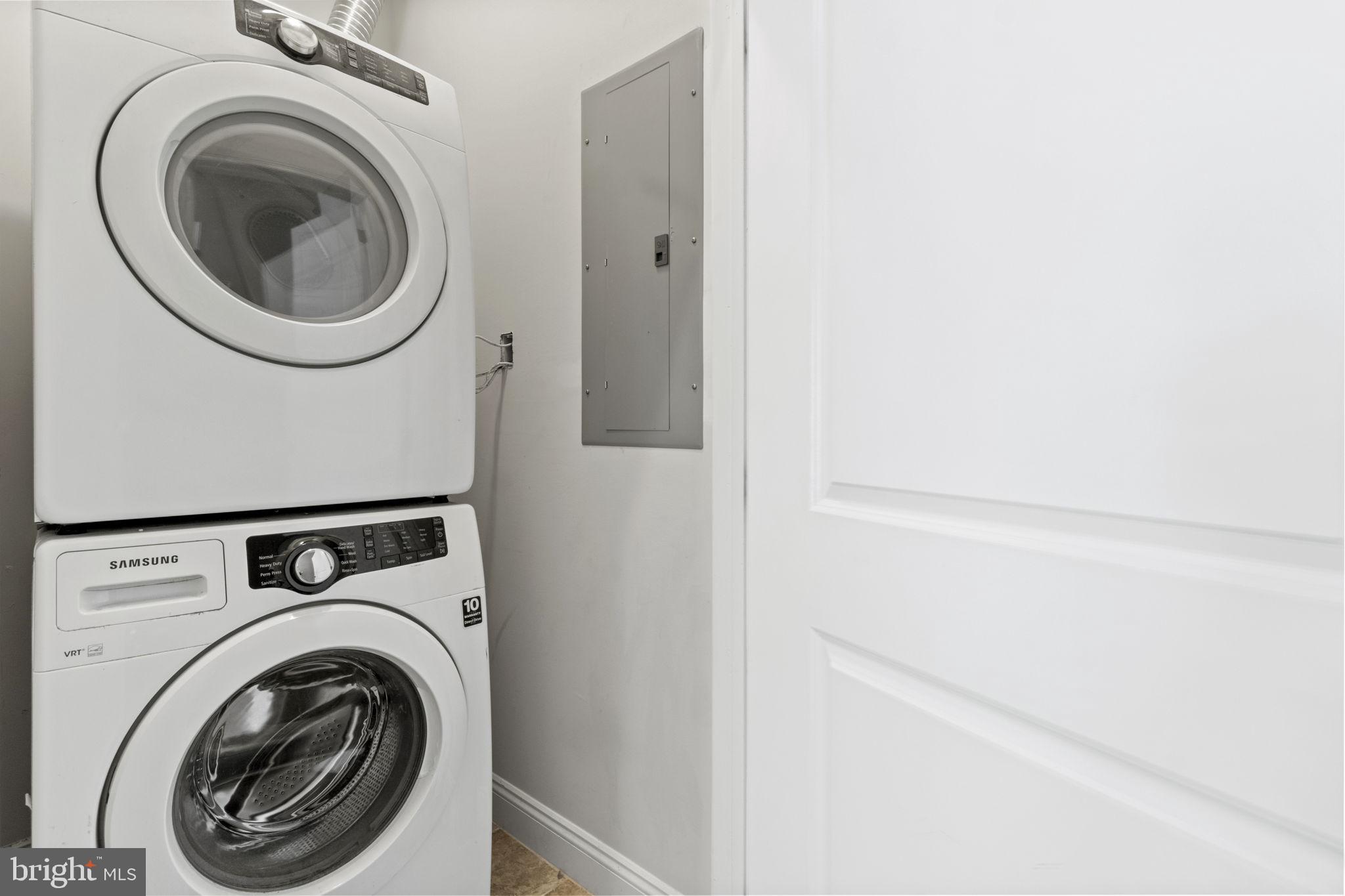 SPRING ARTS - Residential Lease