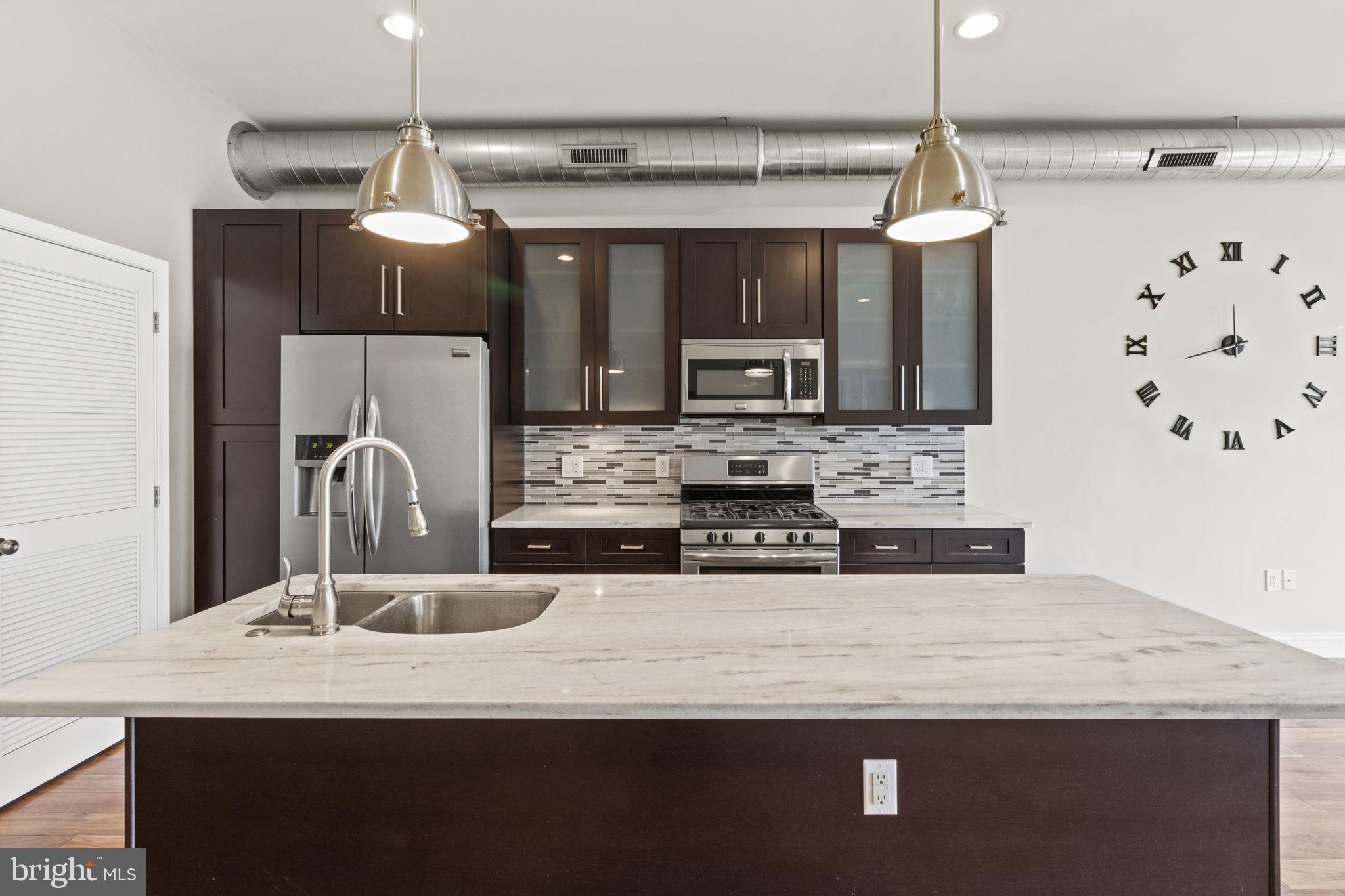 SPRING ARTS - Residential Lease