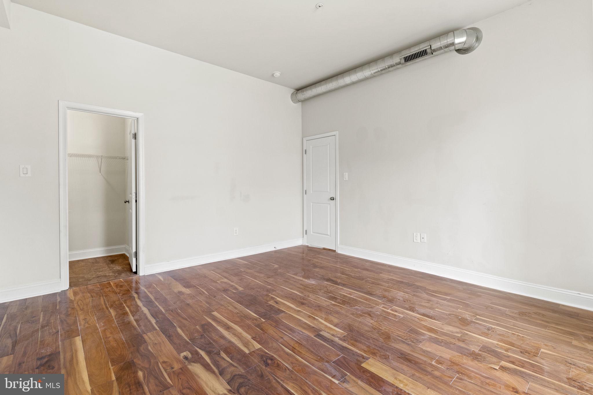 SPRING ARTS - Residential Lease