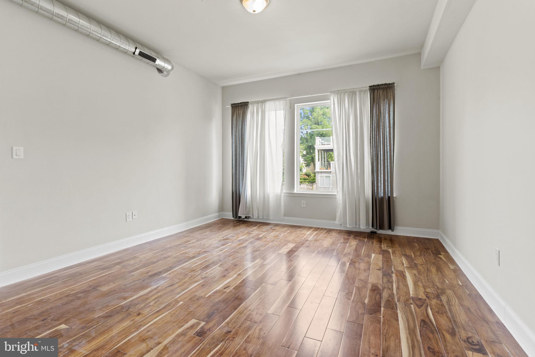 SPRING ARTS - Residential Lease