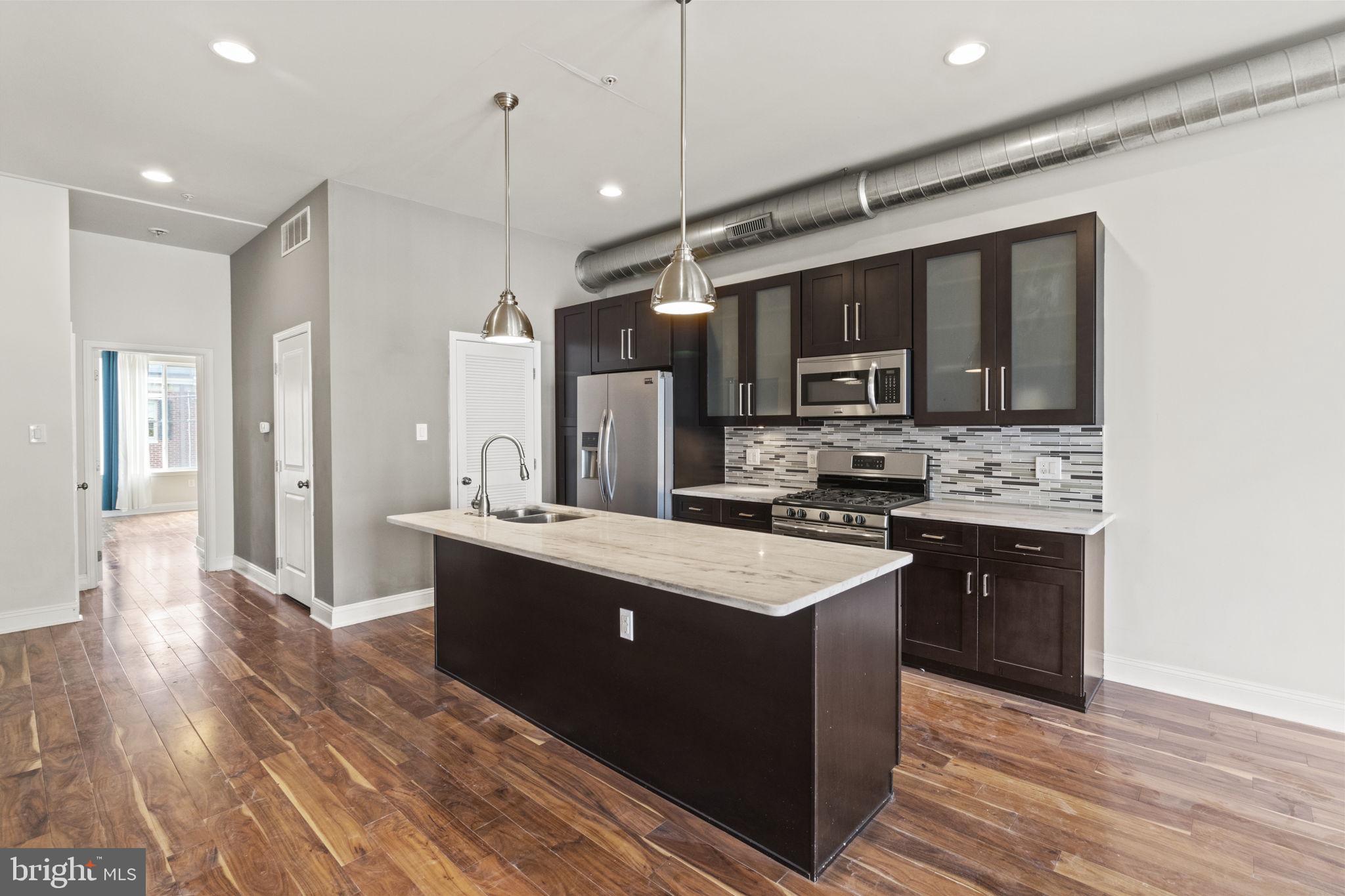 SPRING ARTS - Residential Lease