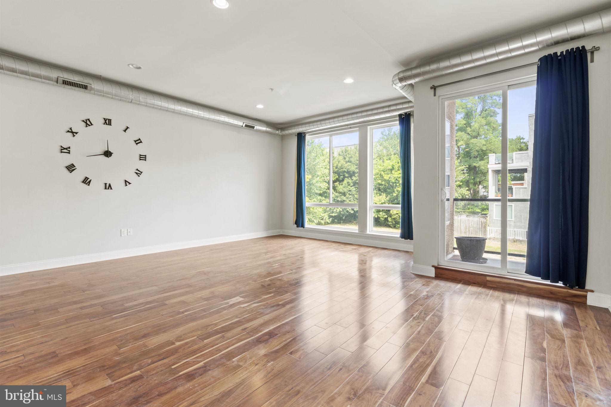 SPRING ARTS - Residential Lease