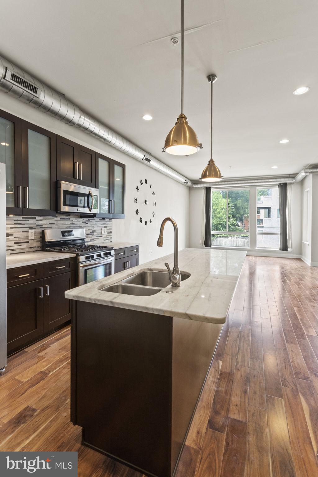 SPRING ARTS - Residential Lease